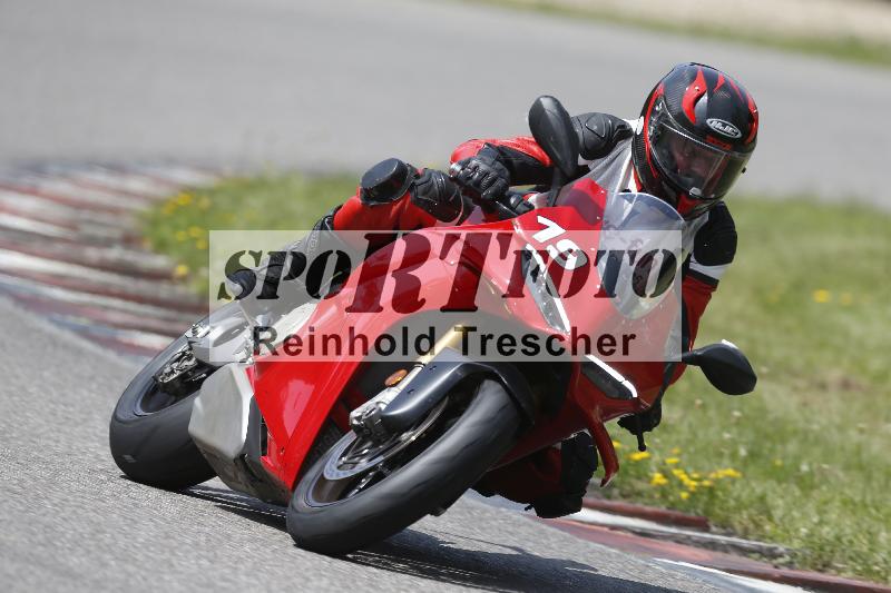 /27 12.06.2025 Ducati Schweiz Trackday Warmup  ADR/blau-bleu/19-2